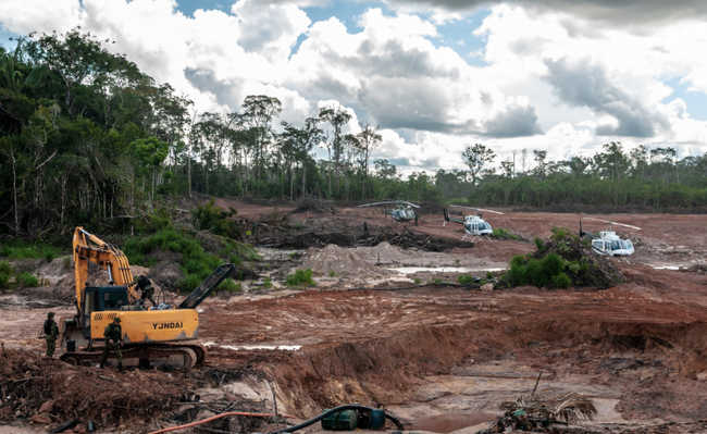 การตัดไม้ทำลายป่าอเมซอน