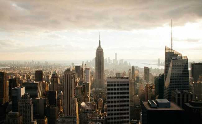 New York dezvăluie un plan de reducere a emisiilor de CO2 din clădirile orașului